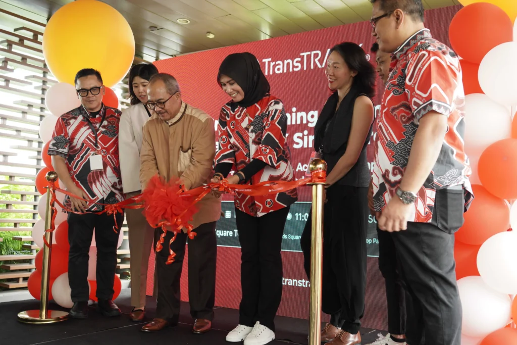 TransTRACK Singapore
